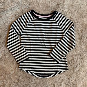 Cat & Jack Black & White Striped 5T Shirt